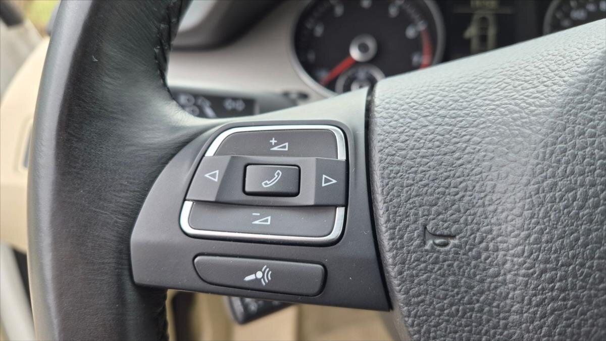 Volkswagen Passat Sedan / Limuzína 2,0 l 147 kw