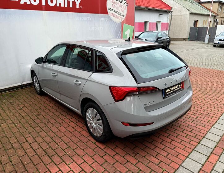 Škoda Scala 9