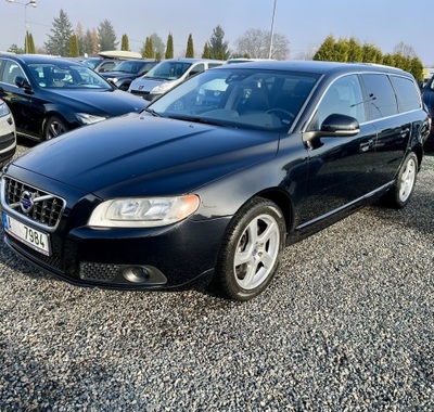 Volvo V70 1
