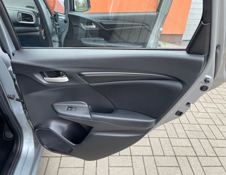 Honda Jazz Hatchback 1,3 l 75 kw