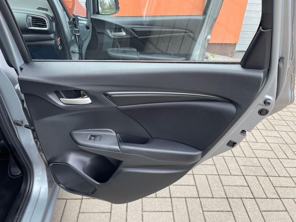 Honda Jazz Hatchback 1,3 l 75 kw