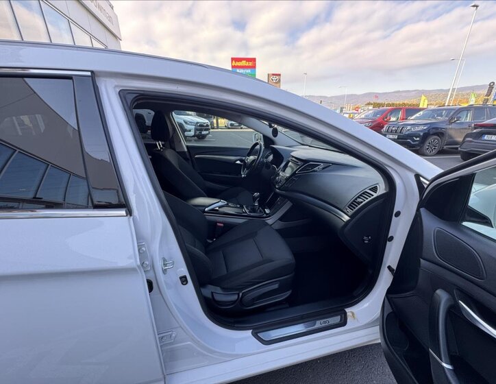 Hyundai i40 Kombi 1,7 l 100 kw