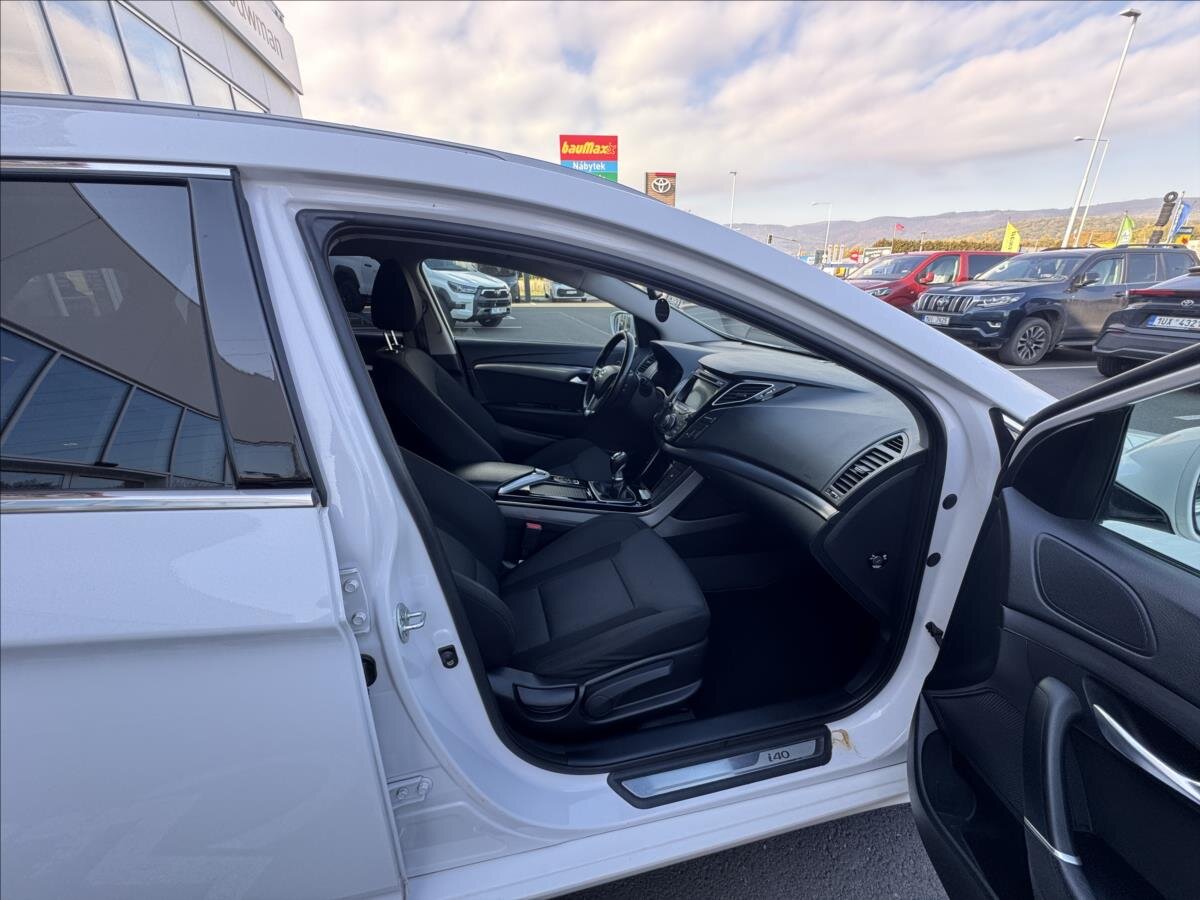Hyundai i40 Kombi 1,7 l 100 kw