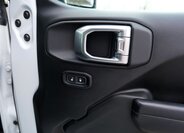 Jeep Wrangler SUV / Terénní 2,1 l 147 kw