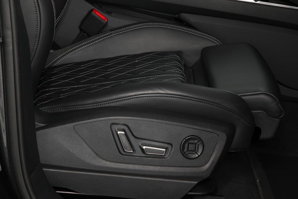 Audi e-tron SUV 0,0 300 kw