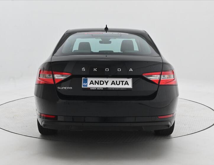 Škoda Superb 6