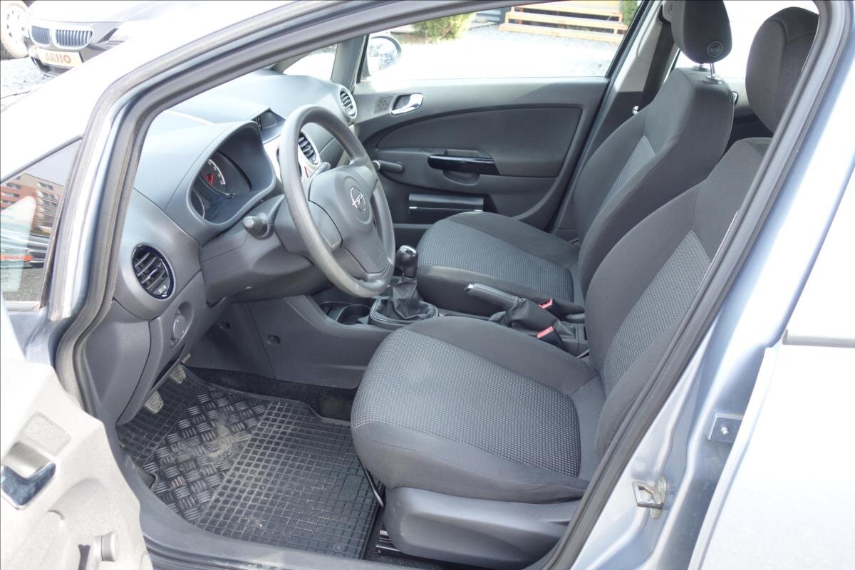 Opel Corsa Hatchback 1,2 l 59 kw