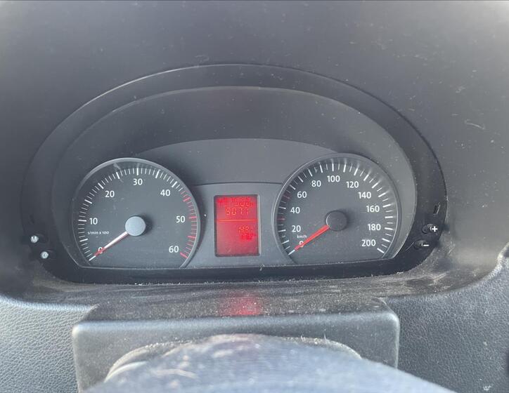 Volkswagen Crafter 9