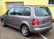 Volkswagen Touran Kombi 1,4 l 103 kw