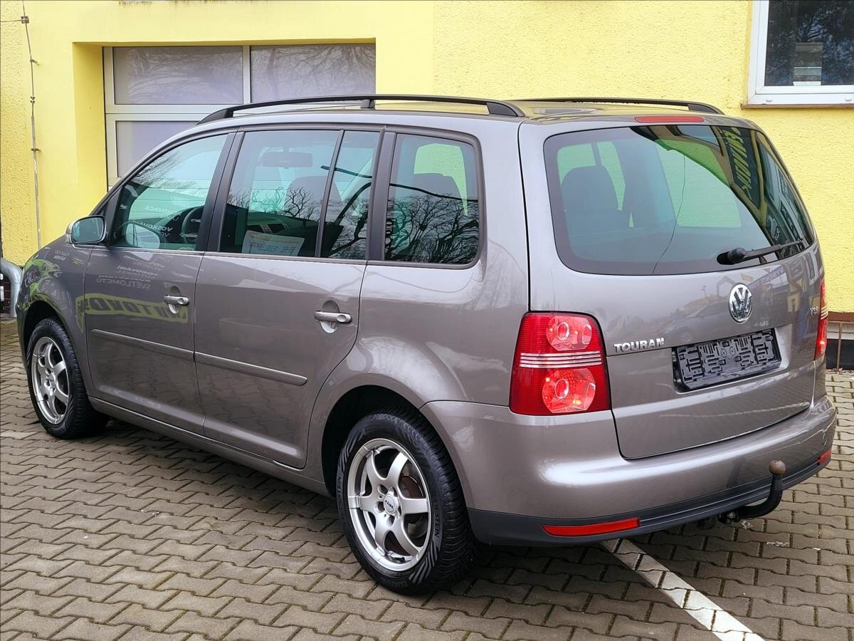 Volkswagen Touran Kombi 1,4 l 103 kw