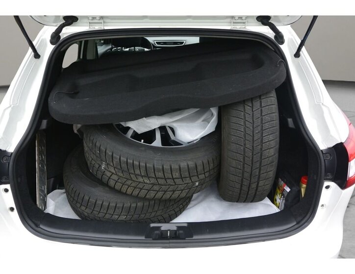 Nissan Qashqai SUV / Terénní 1,2 l 85 kw