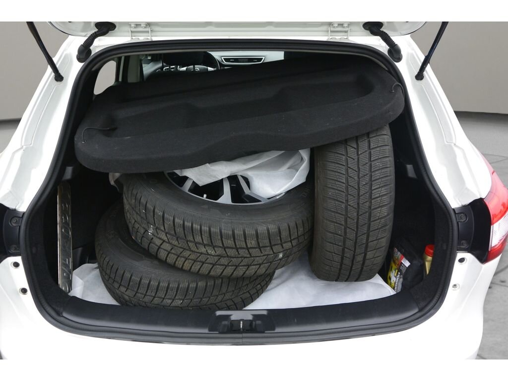 Nissan Qashqai SUV / Terénní 1,2 l 85 kw