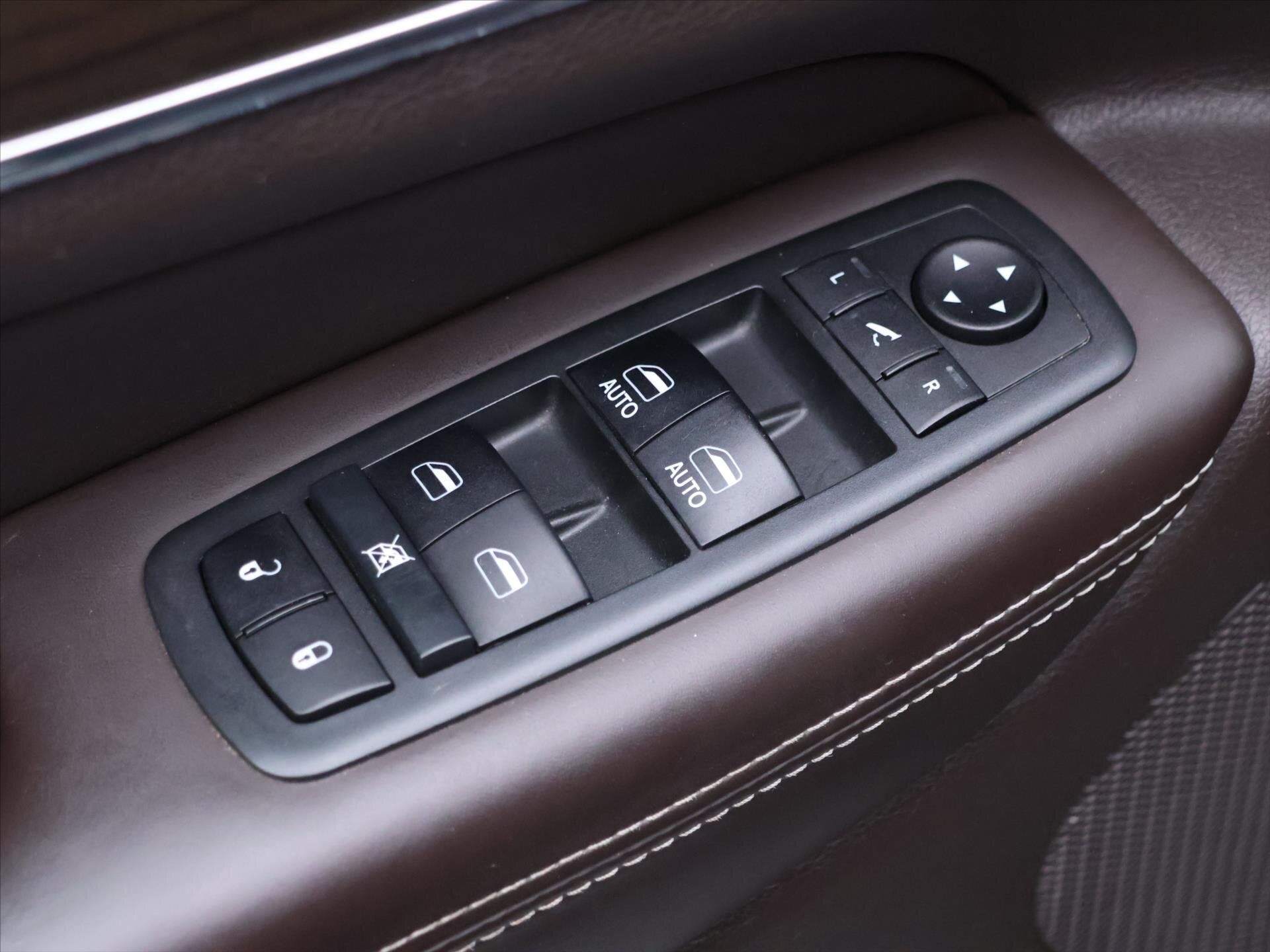 Jeep Grand Cherokee SUV / Terénní 3,0 l 184 kw