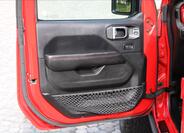 Jeep Wrangler 16