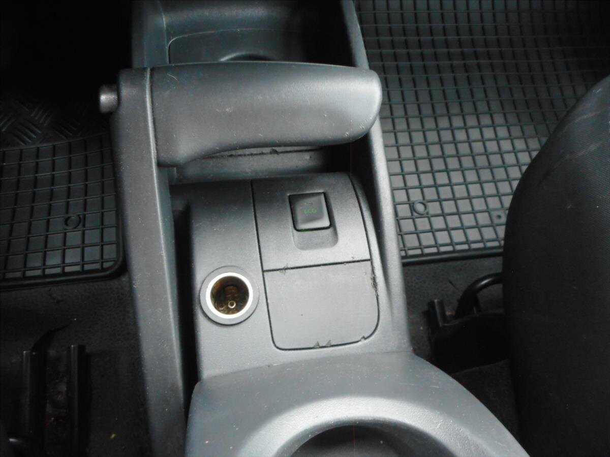 Renault Kangoo Pick-up 1,5 l 66 kw