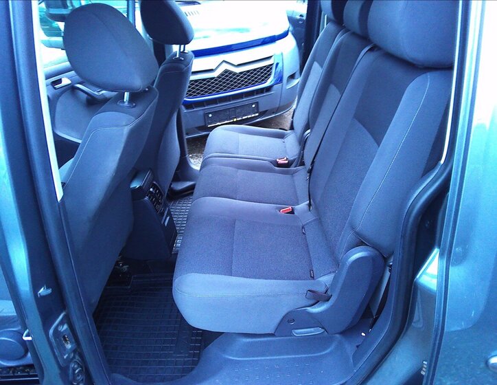 Volkswagen Caddy Kombi 1,6 l 75 kw