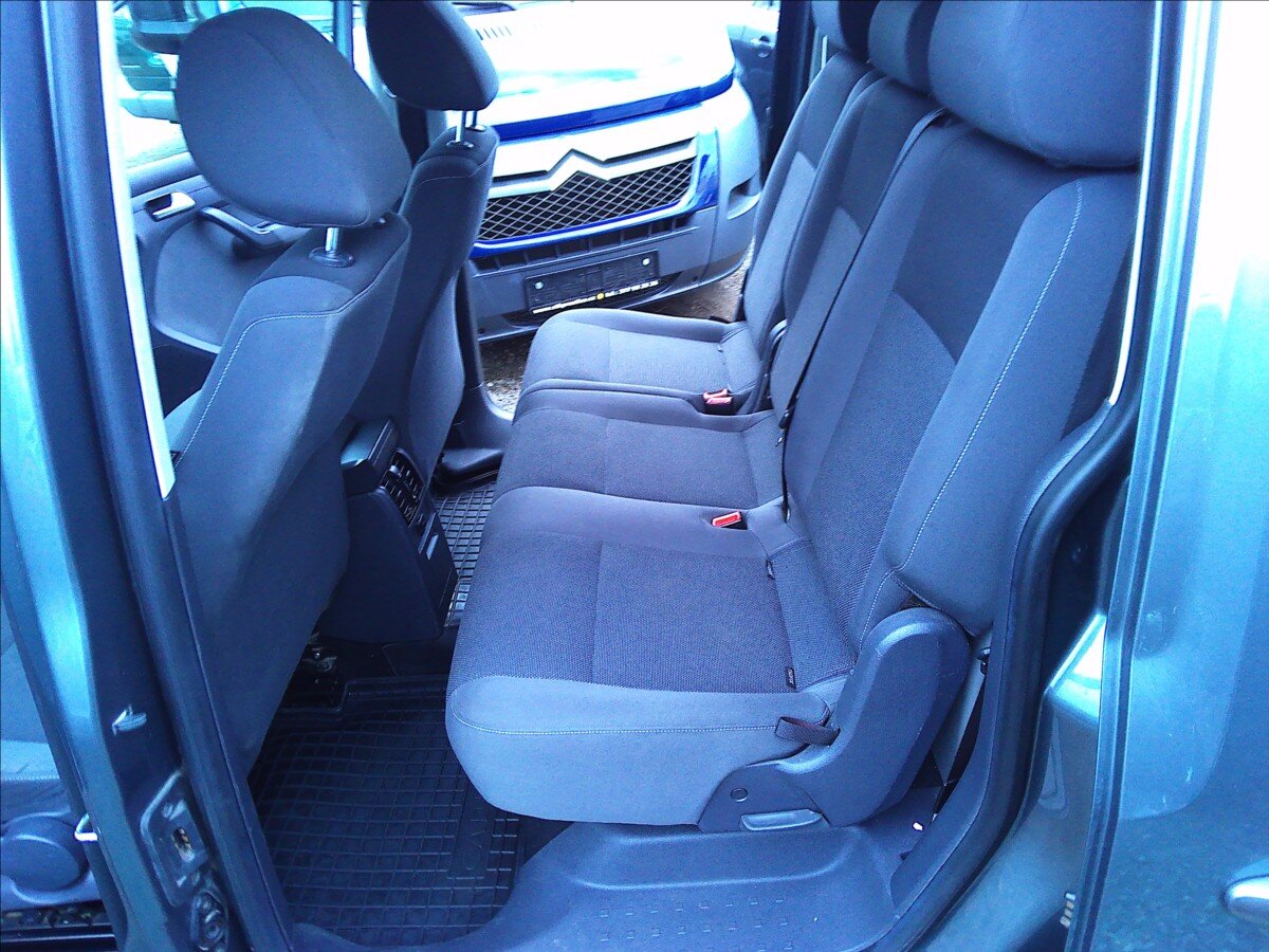 Volkswagen Caddy Kombi 1,6 l 75 kw