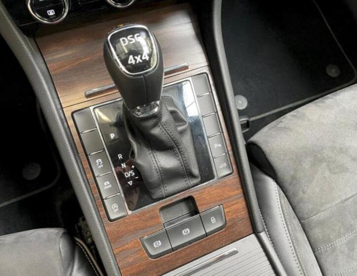 Škoda Superb 22