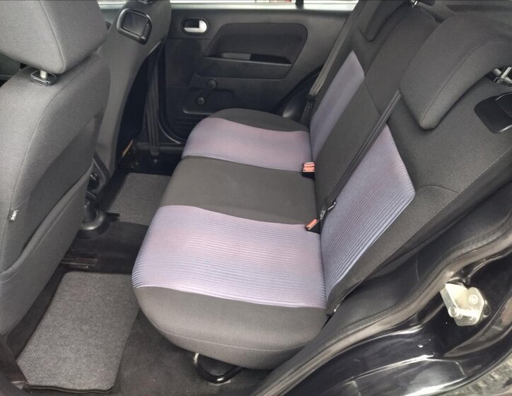 Ford Fusion MPV 1,4 l 59 kw