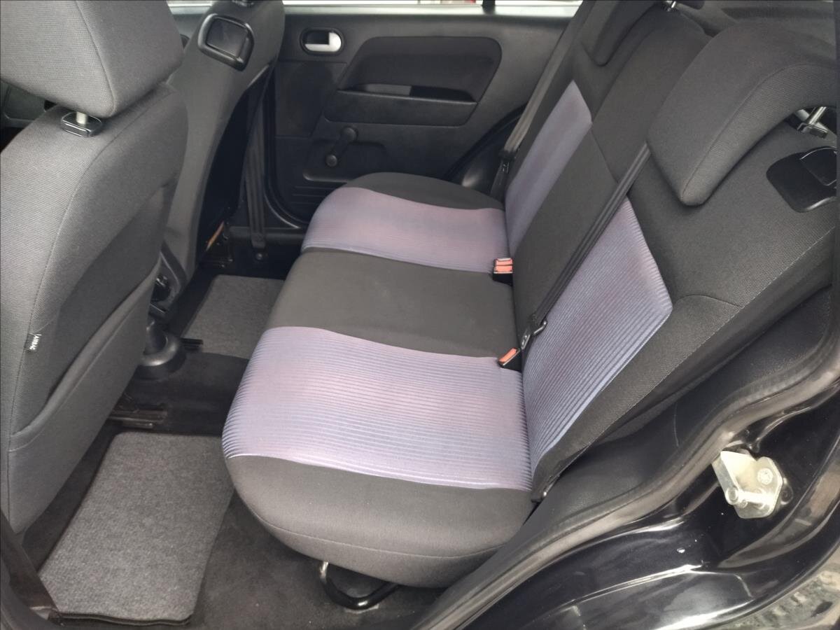 Ford Fusion MPV 1,4 l 59 kw