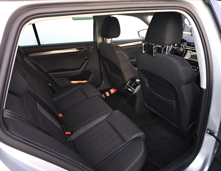 Škoda Superb Kombi 2,0 l 110 kw