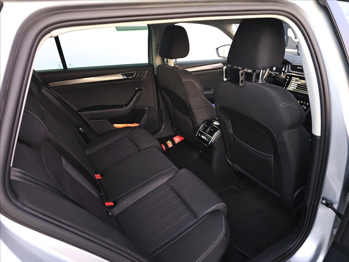 Škoda Superb Kombi 2,0 l 110 kw