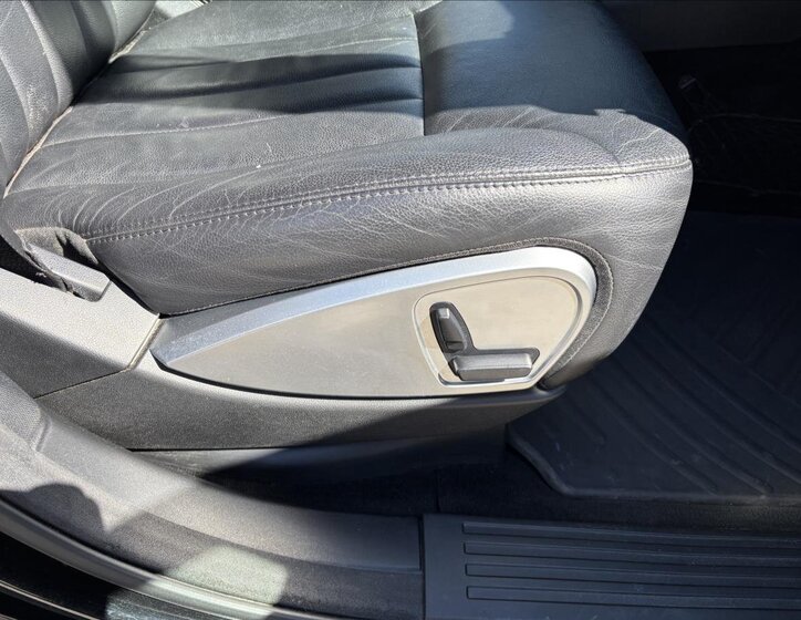 Mercedes-Benz Třídy R Kombi 3,0 l 165 kw