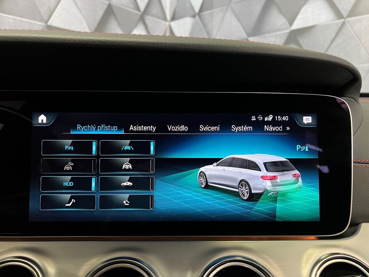 Mercedes-Benz Třídy E Kombi 3,0 l 320 kw