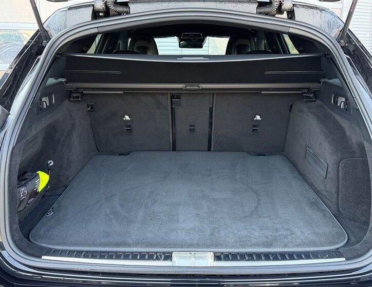 Mercedes-Benz Třídy E Kombi 3,0 l 270 kw