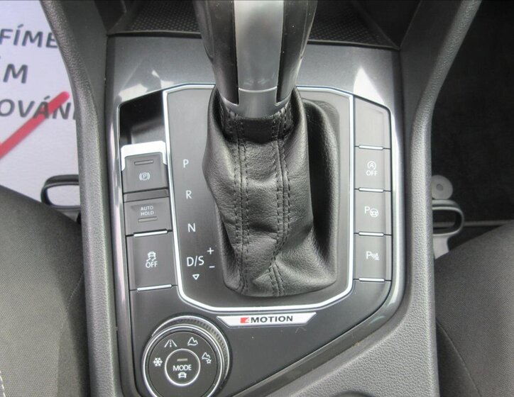 Volkswagen Tiguan SUV / Terénní 2,0 l 110 kw