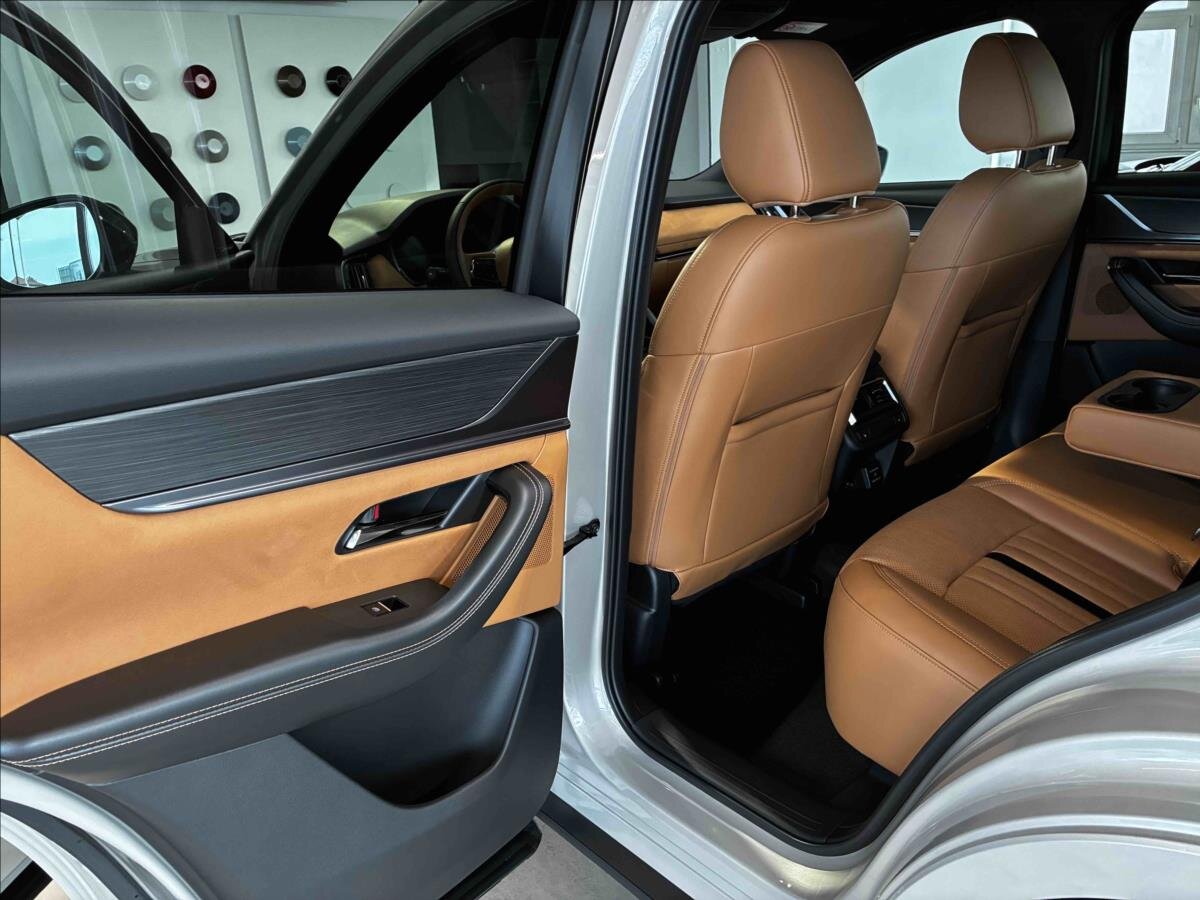 Mazda CX-60 SUV / Terénní 3,3 l 187 kw