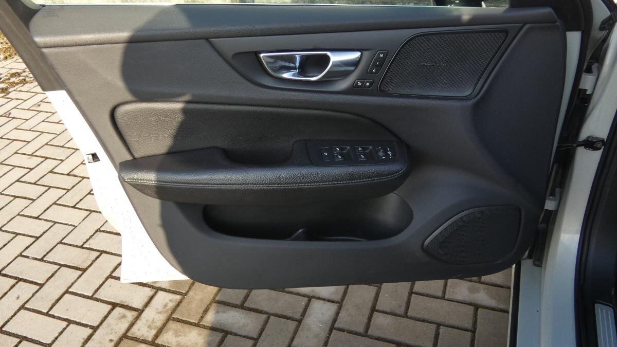 Volvo V60 Kombi 2,0 l 184 kw