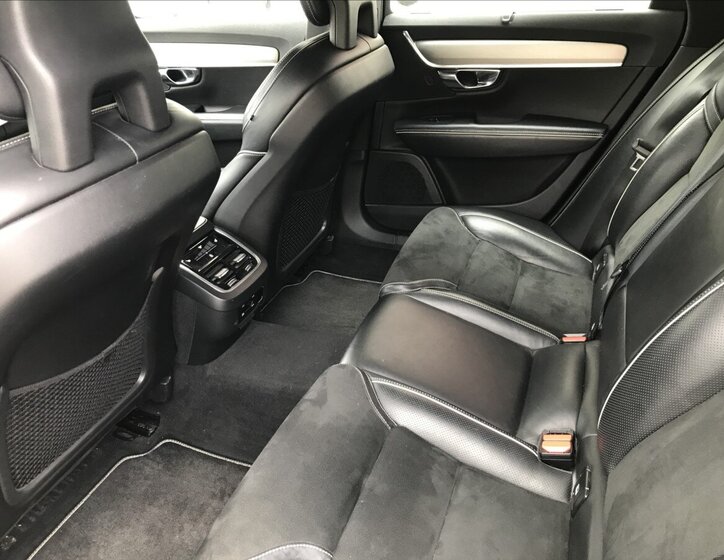 Volvo V90 Kombi 2,0 l 140 kw
