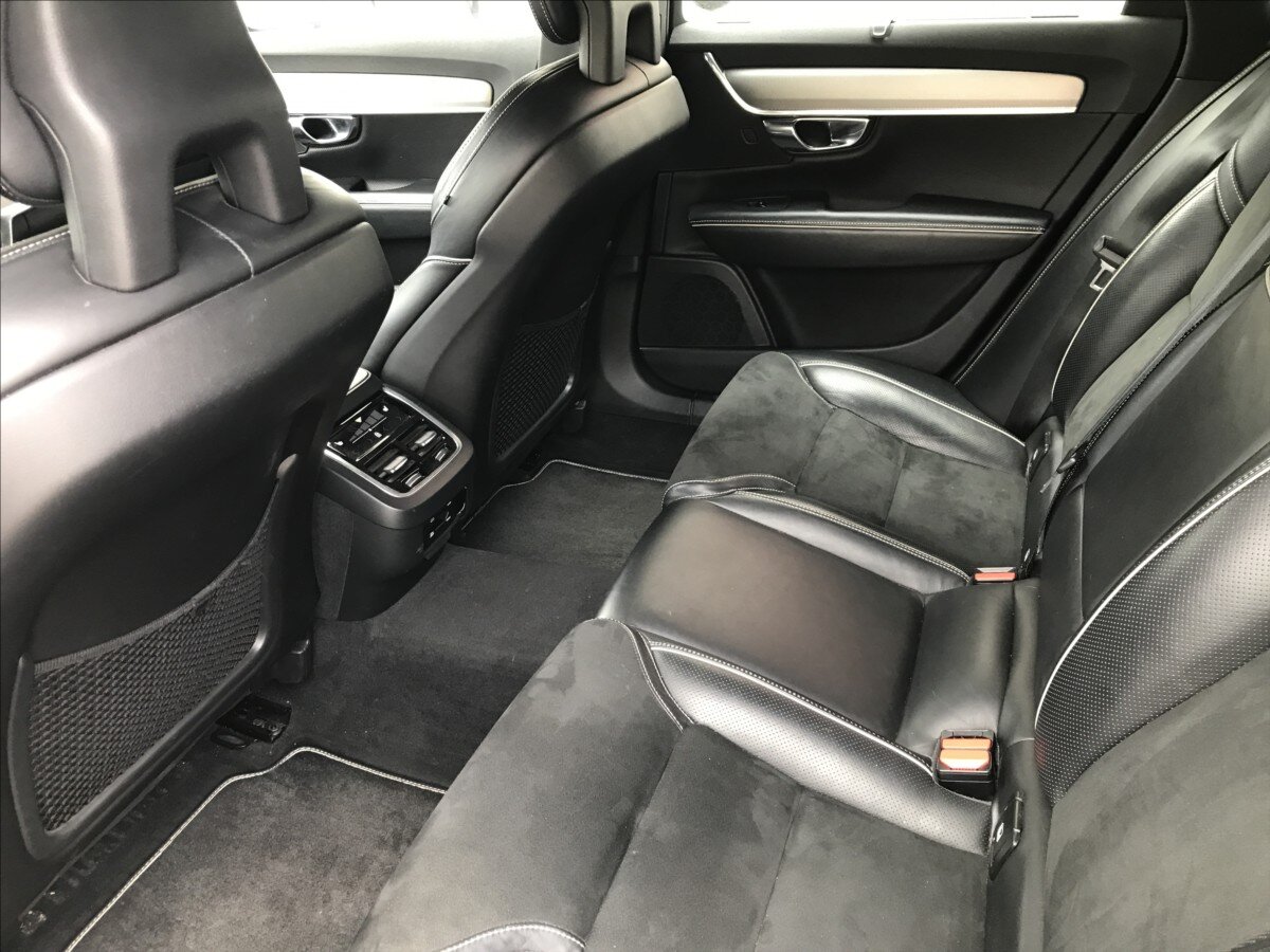 Volvo V90 Kombi 2,0 l 140 kw