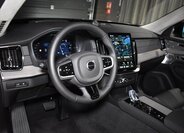 Volvo XC90 SUV / Terénní 2,0 l 228 kw