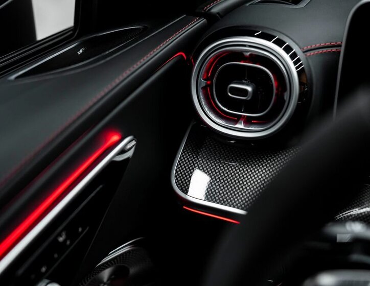 Mercedes-Benz Ostatní Kupé 0,0 330 kw