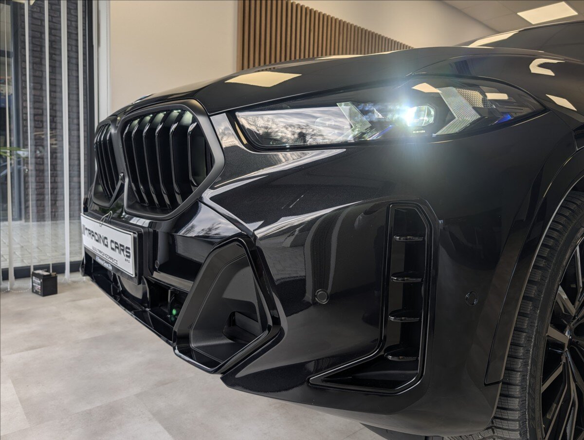 BMW X6 Sedan 3,0 l 210 kw