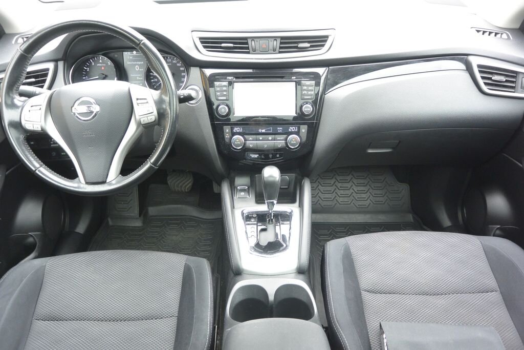 Nissan Qashqai SUV / Terénní 1,2 l 85 kw