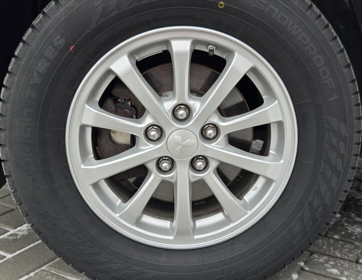 Mitsubishi Ostatní SUV 1,6 l 84 kw