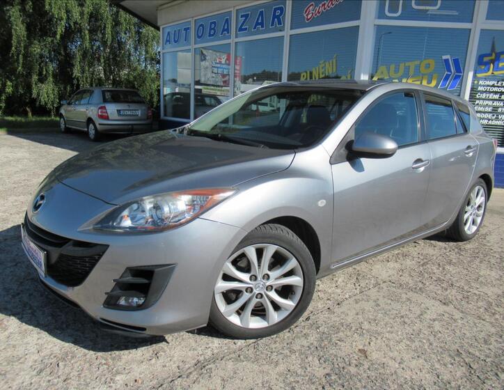 Mazda 3 1
