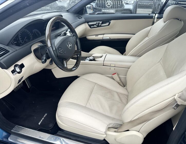 Mercedes-Benz CL Kupé 4,7 l 320 kw