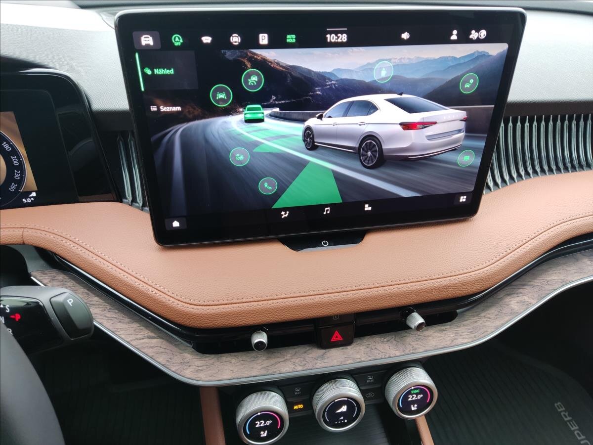 Škoda Superb Liftback 2,0 l 142 kw