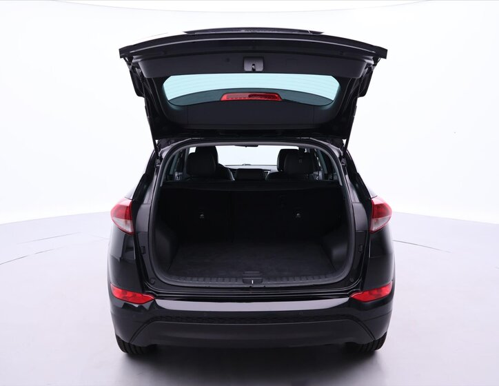 Hyundai Tucson SUV 1,7 l 85 kw