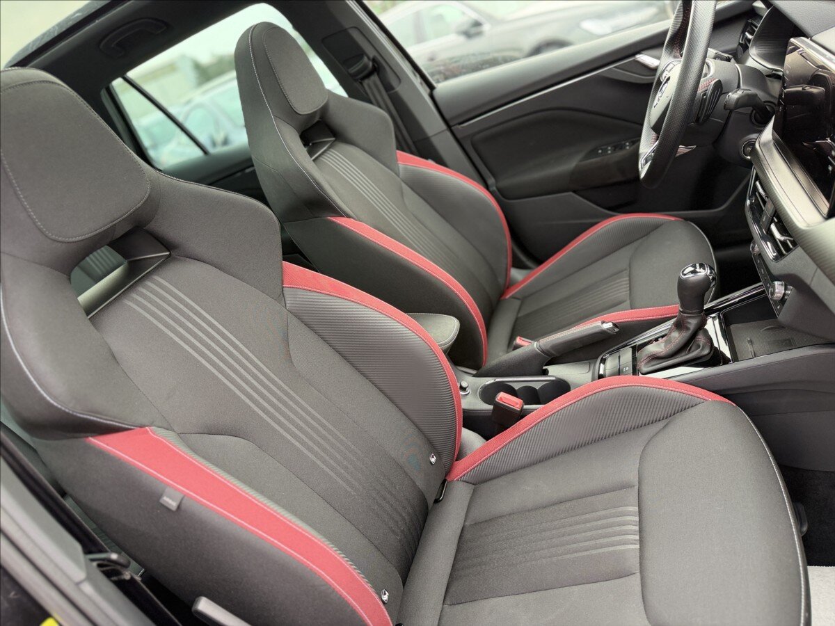 Škoda Kamiq SUV / Terénní 1,5 l 110 kw