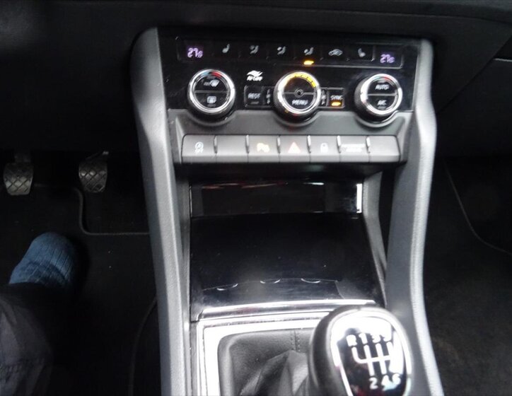 Škoda Kodiaq SUV / Terénní 1,5 l 110 kw