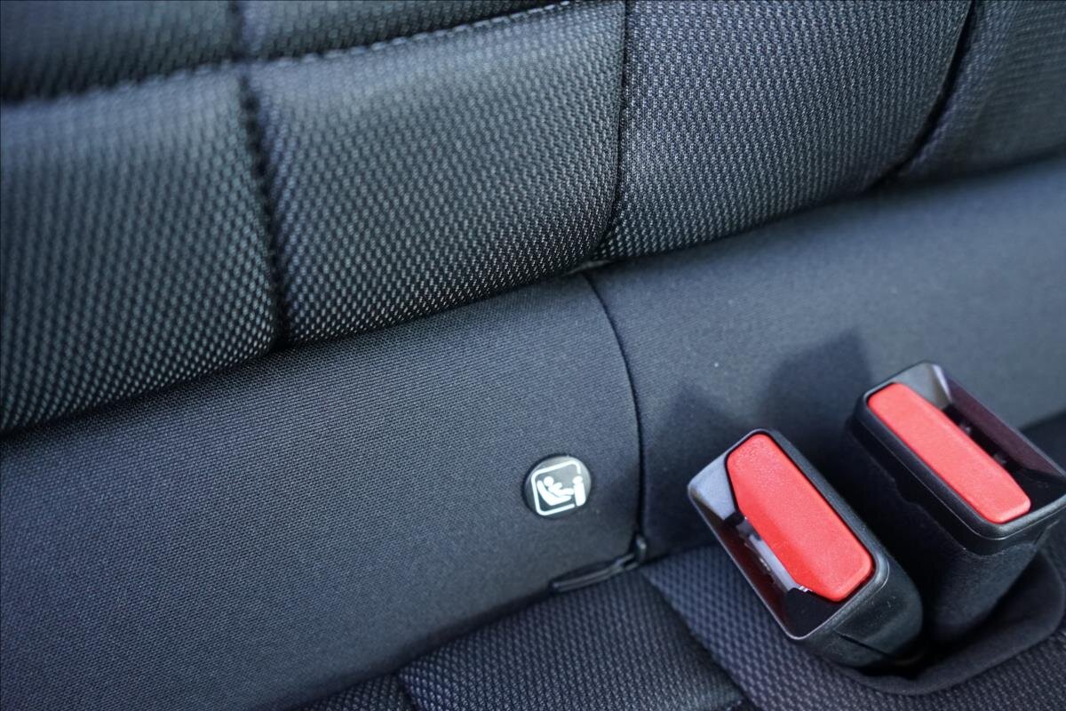 Citroën C4 X Sedan / Limuzína 1,2 l 96 kw