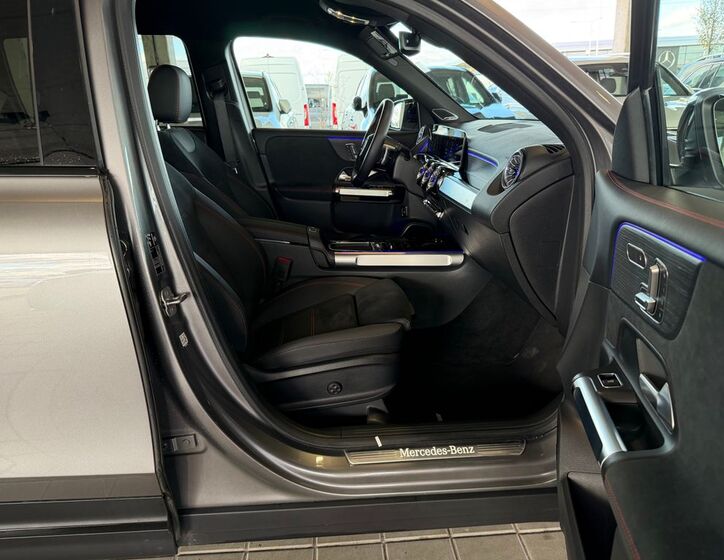Mercedes-Benz GLB 18
