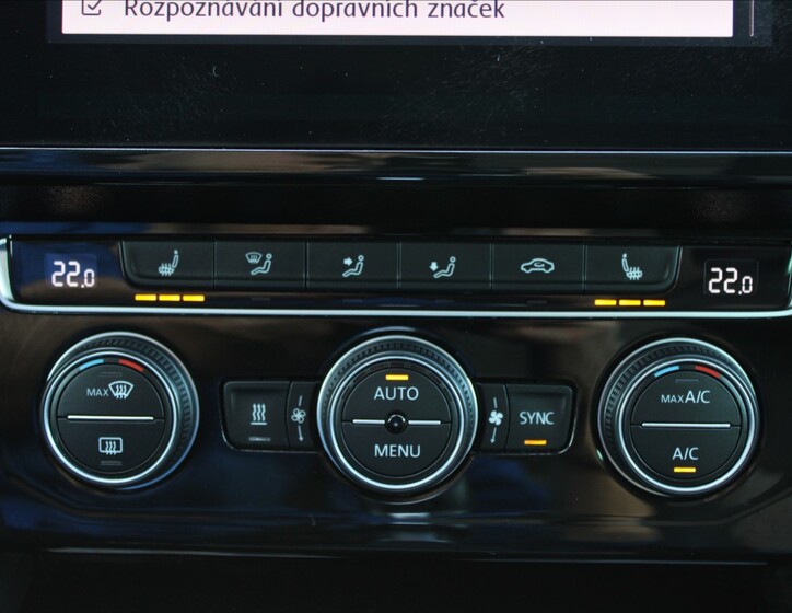 Volkswagen Passat 22