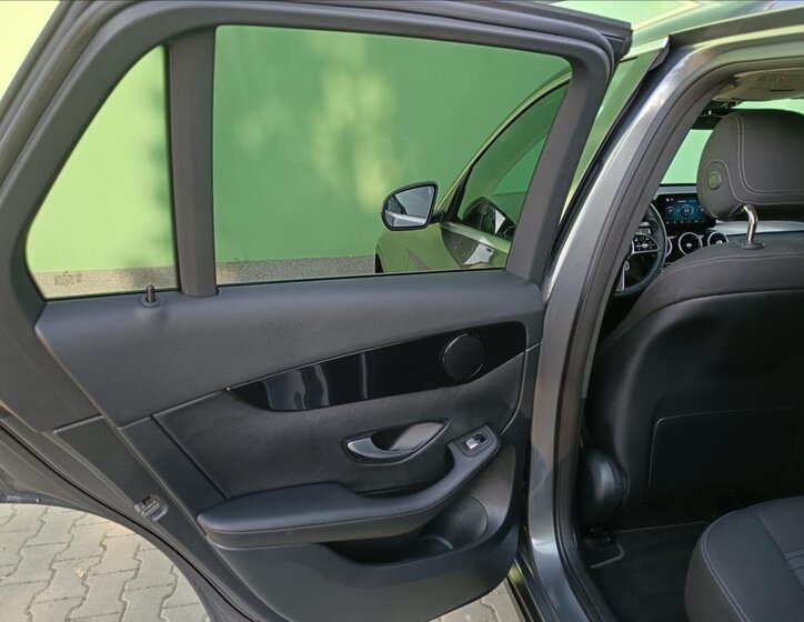 Mercedes-Benz GLC SUV 2,0 l 225 kw