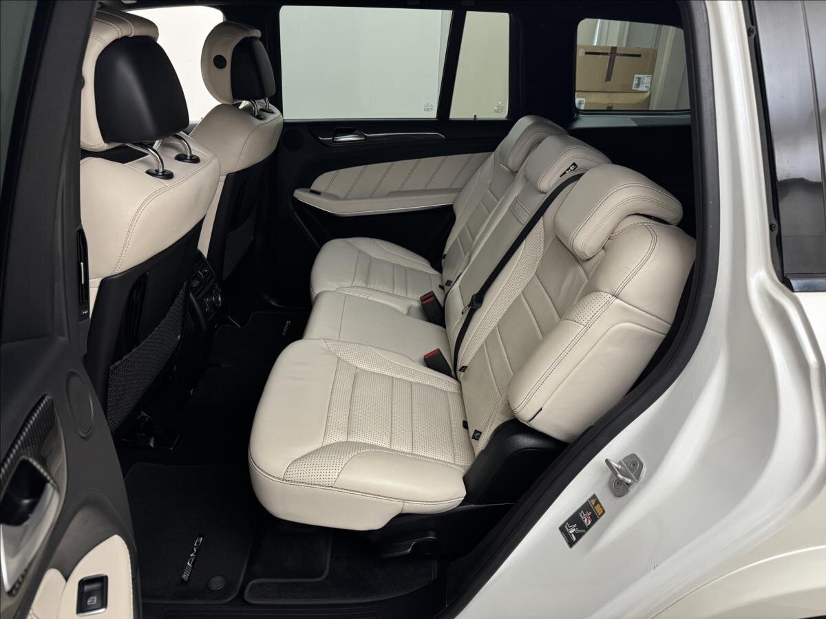 Mercedes-Benz GLS SUV / Terénní 5,5 l 430 kw